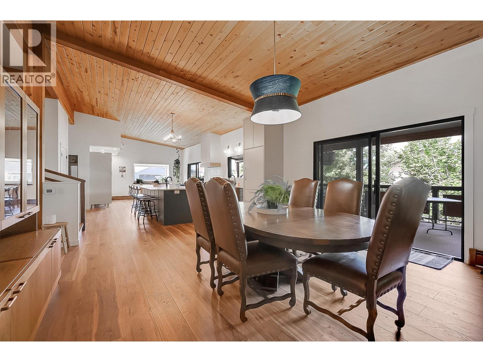 1590 Willow Crescent, Kelowna, British Columbia  V1Y 4K3 - Photo 6 - 10376499