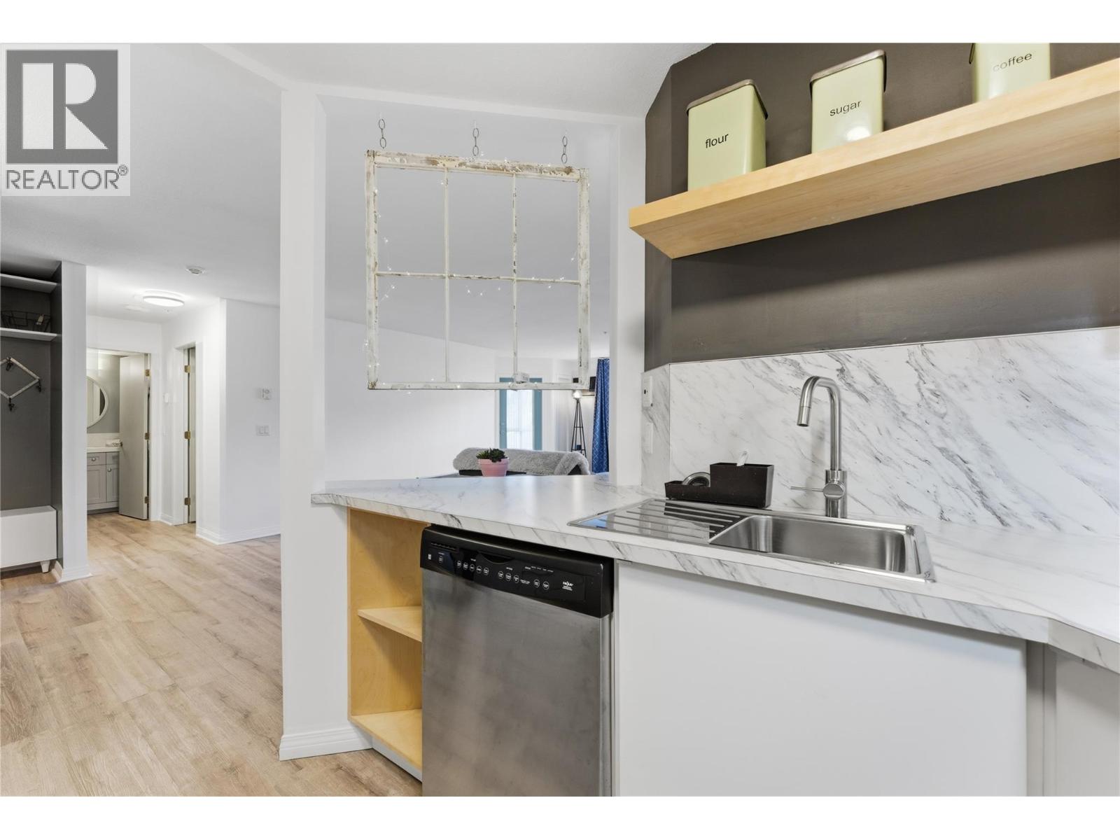 3705 30th Avenue Unit# 305, Vernon, British Columbia  V1T 2E7 - Photo 4 - 10376243