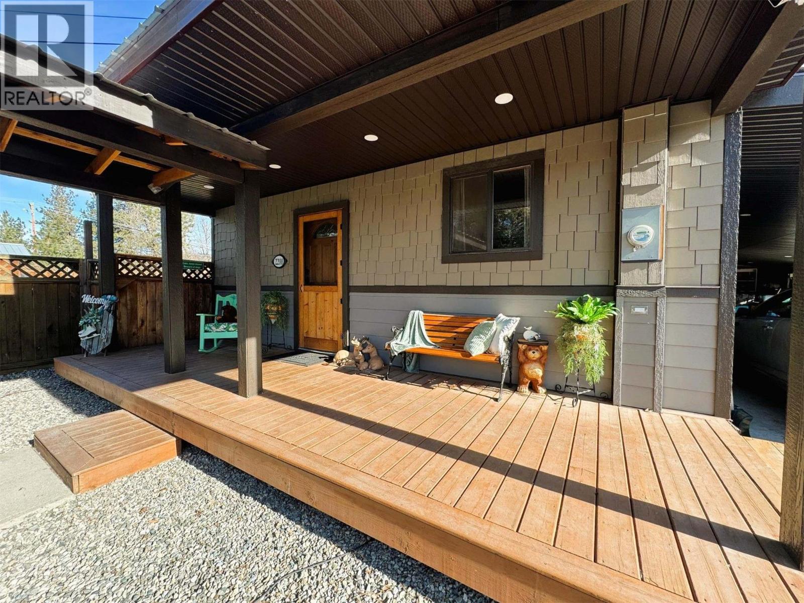 2200 Almond Gardens Road E, Grand Forks, British Columbia  V0H 1H4 - Photo 2 - 10376615