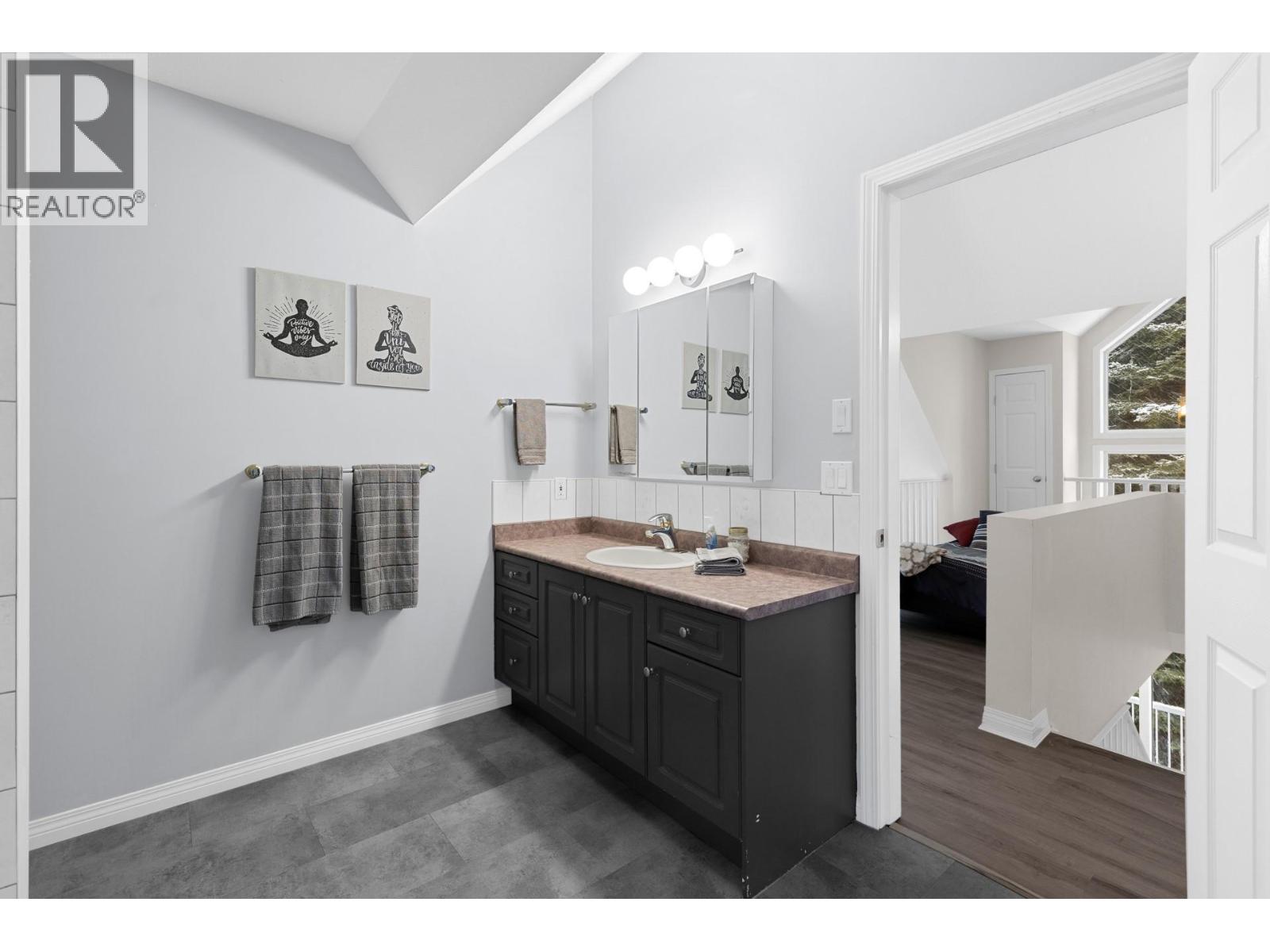 9315 Paradise Road, Kelowna, British Columbia  V0H 1N1 - Photo 39 - 10376388