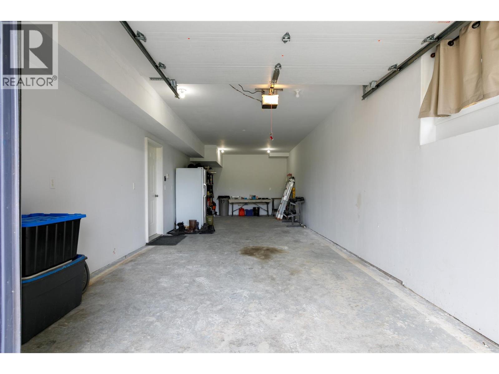 9315 Paradise Road, Kelowna, British Columbia  V0H 1N1 - Photo 9 - 10376388