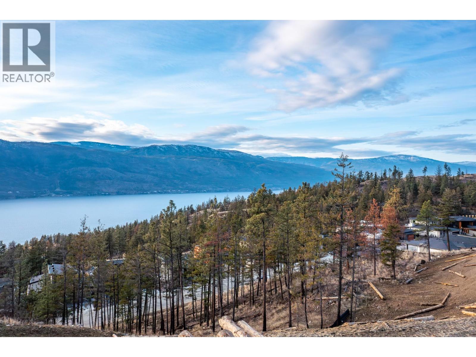 11 Beacon Hill Drive, Lake Country, British Columbia  V4V 0A9 - Photo 4 - 10376069