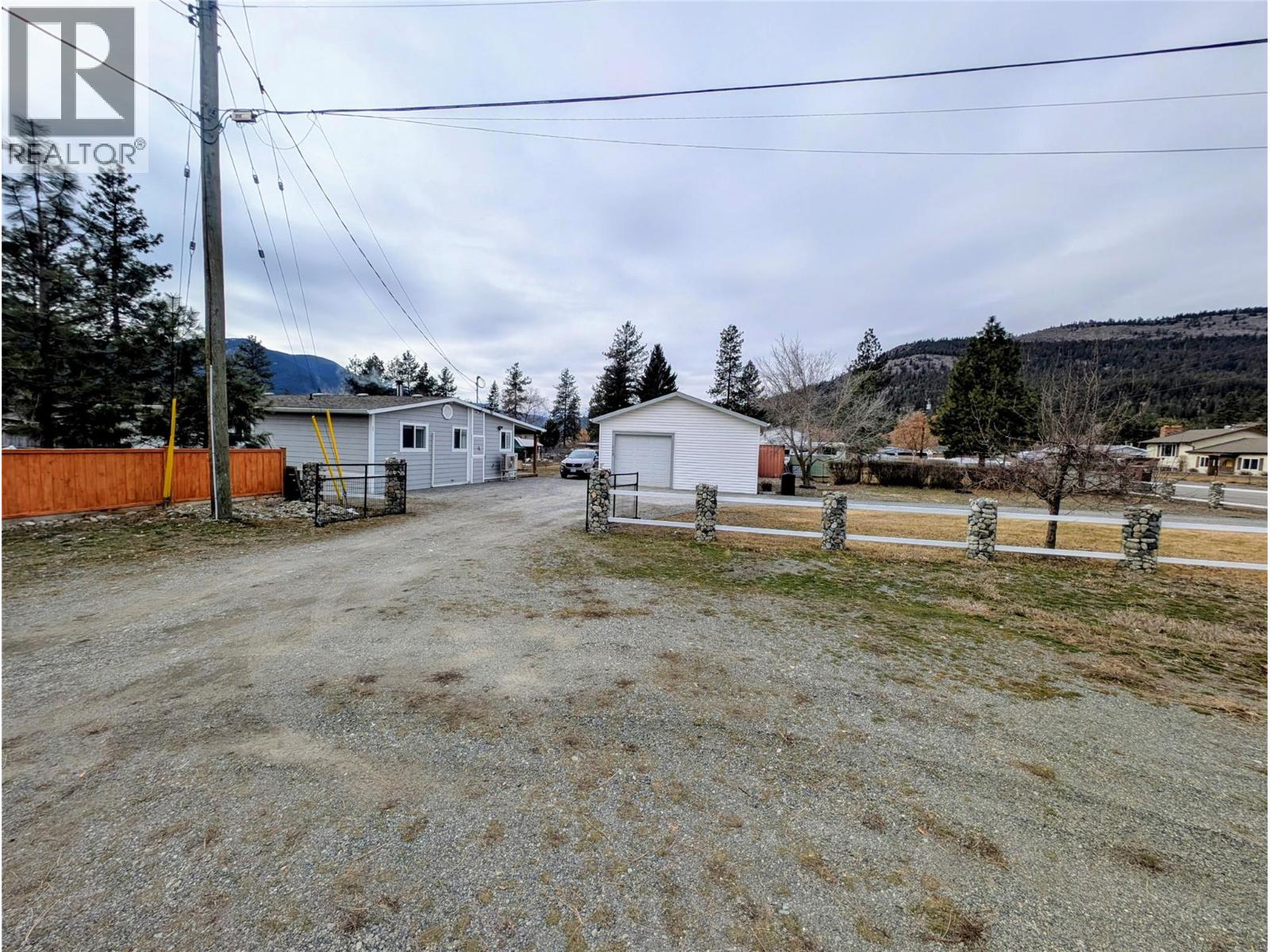 448 Dodding Avenue, Merritt, British Columbia  V0K 1Y0 - Photo 4 - 10376535