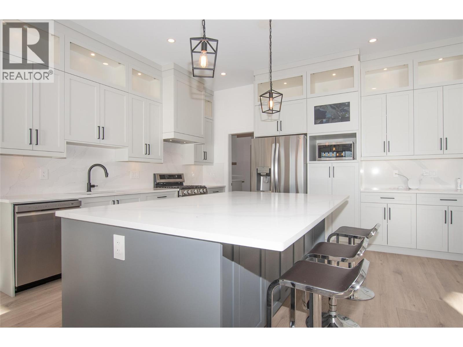 6472 Monck Park Road, Merritt, British Columbia  V1K 1A0 - Photo 9 - 10376640