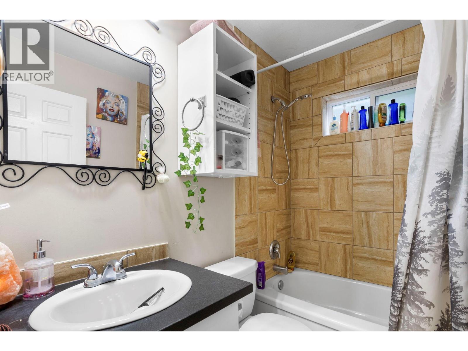 1690 Bann Street, Merritt, British Columbia  V1K 1E9 - Photo 34 - 10376635