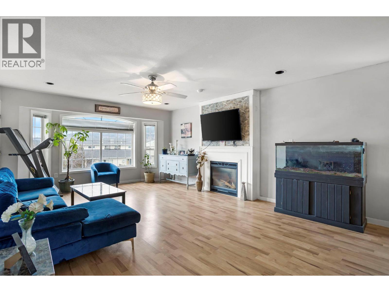 1690 Bann Street, Merritt, British Columbia  V1K 1E9 - Photo 4 - 10376635