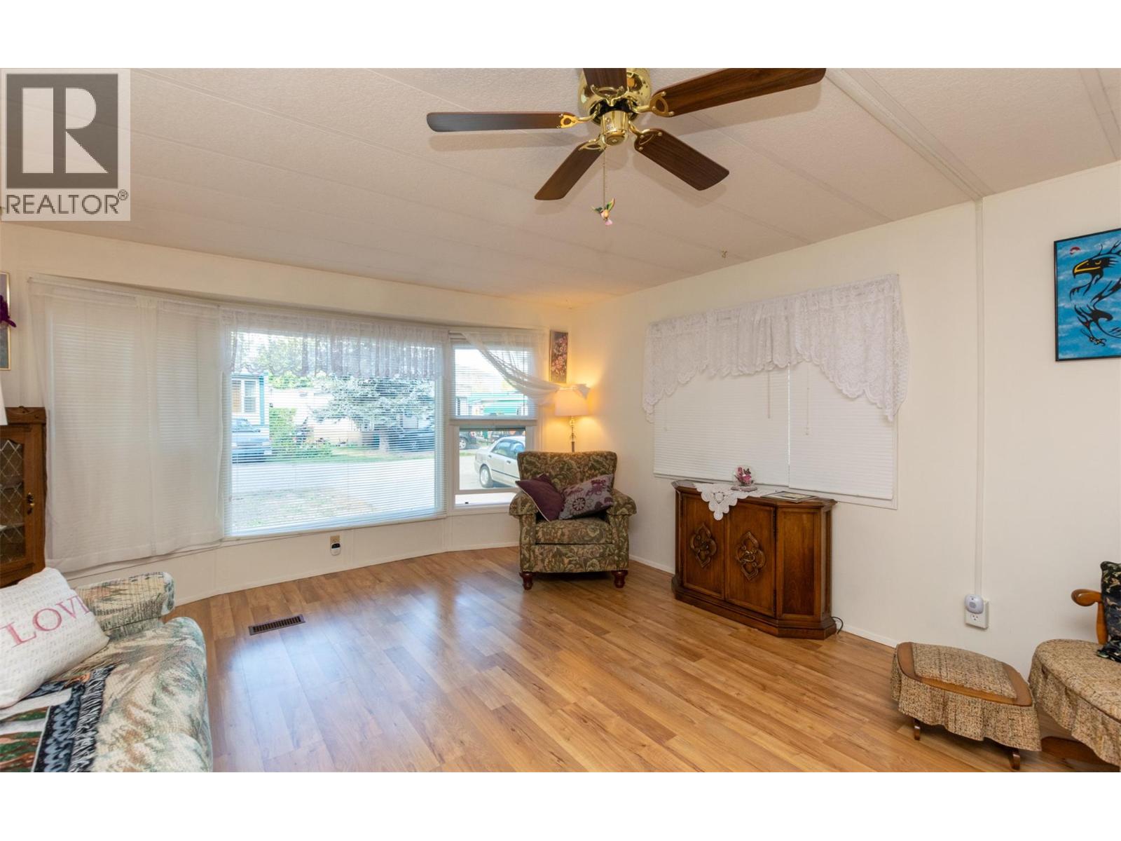 3350 10 Avenue Ne Unit# 106, Salmon Arm, British Columbia  V1E 1J6 - Photo 3 - 10376195