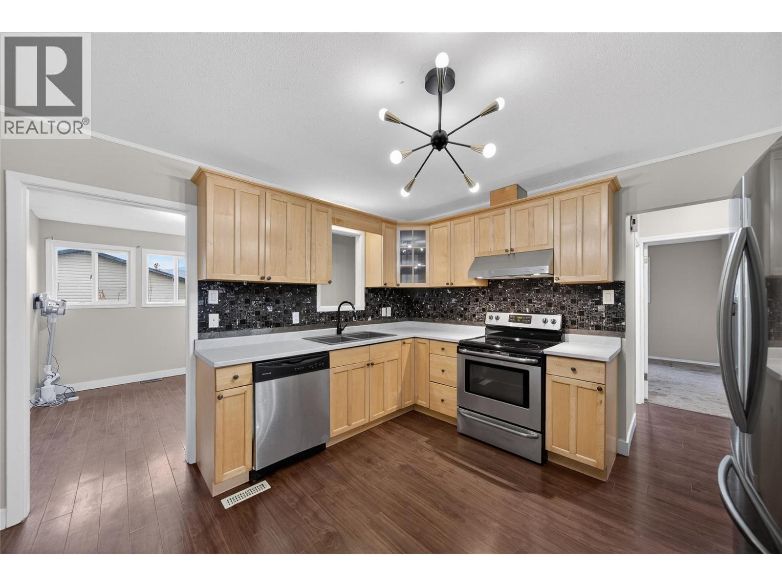 1153 Lethbridge Avenue, Kamloops, British Columbia  V2B 1Y3 - Photo 10 - 10376618