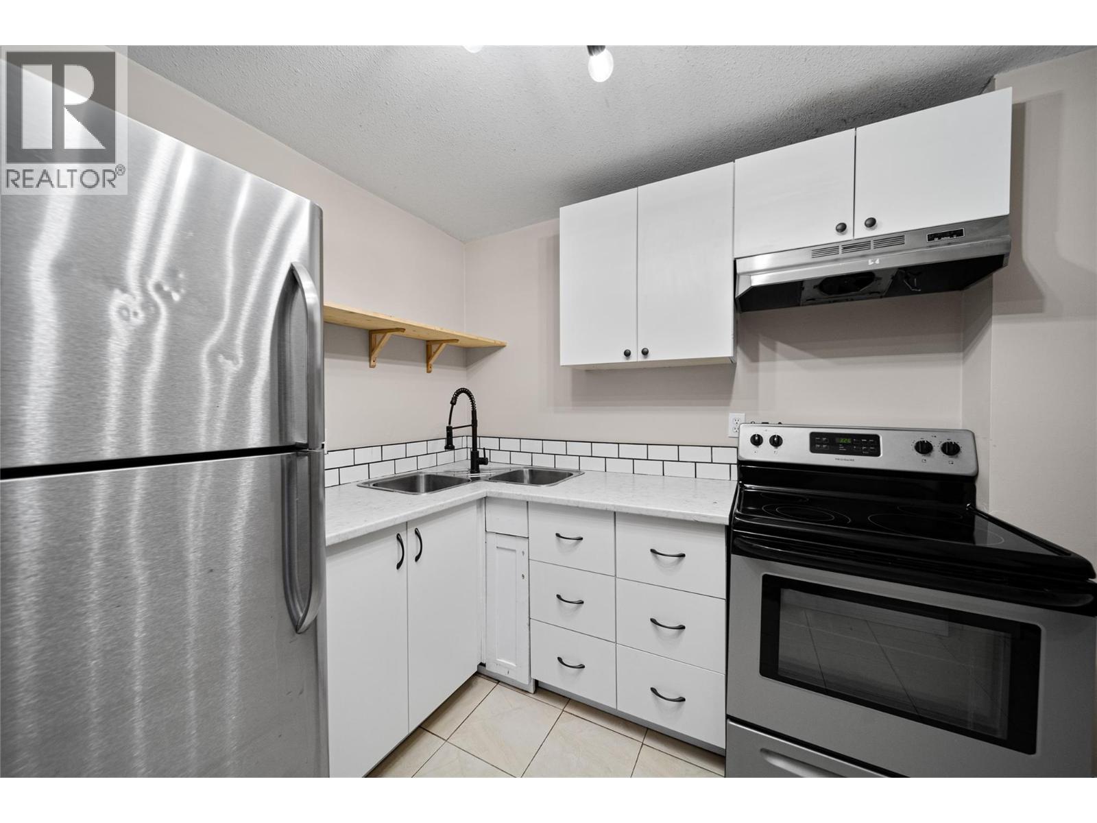 1153 Lethbridge Avenue, Kamloops, British Columbia  V2B 1Y3 - Photo 27 - 10376618