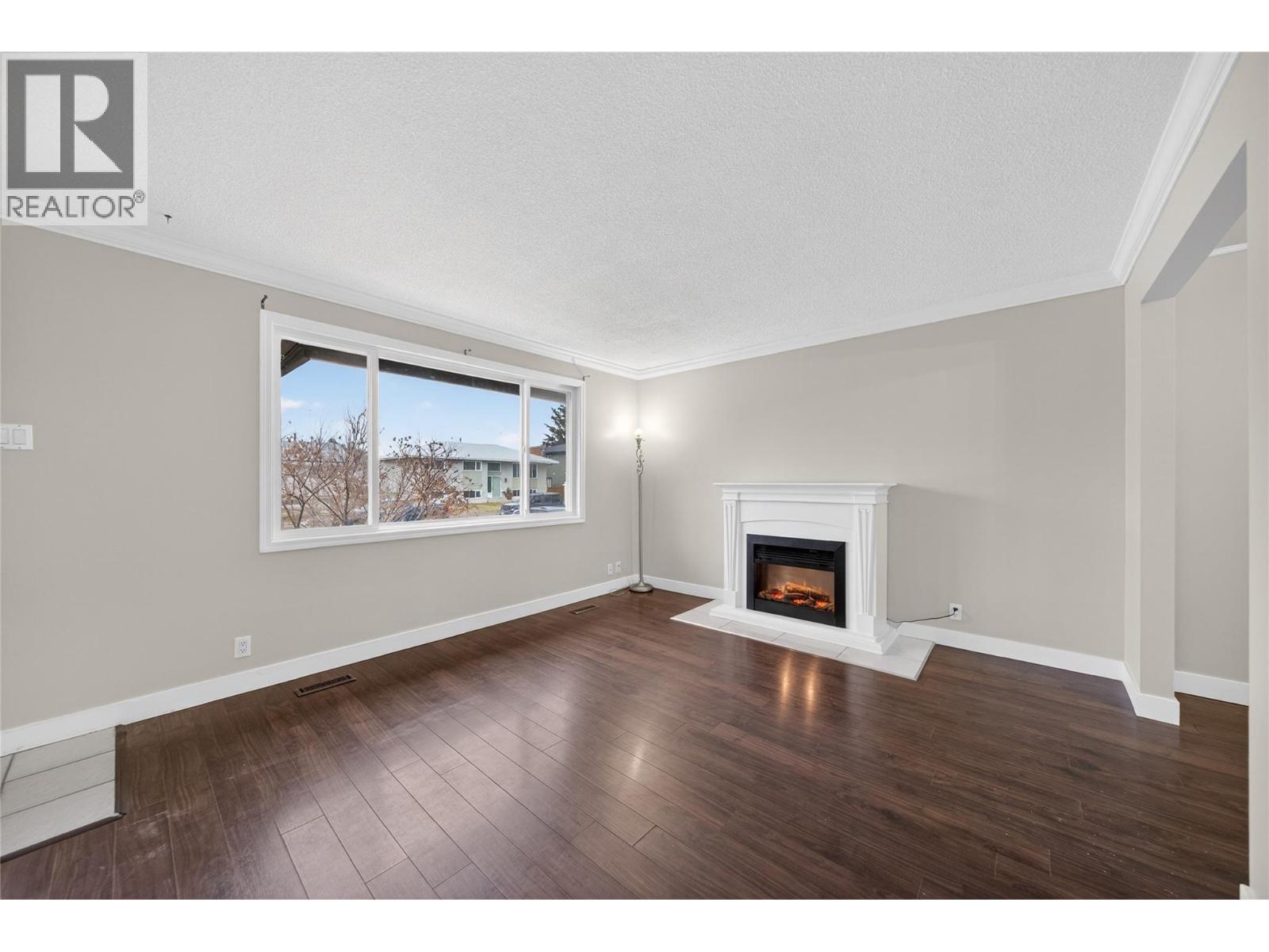 1153 Lethbridge Avenue, Kamloops, British Columbia  V2B 1Y3 - Photo 8 - 10376618