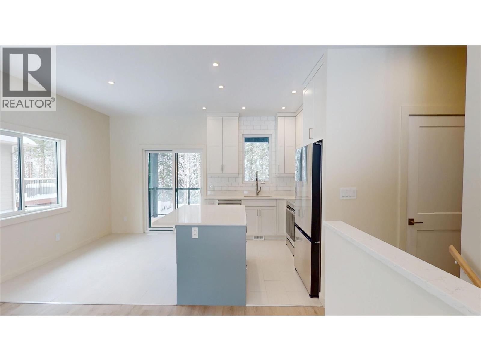 140 River Drive, Cranbrook, British Columbia  V1C 0C6 - Photo 10 - 10376605