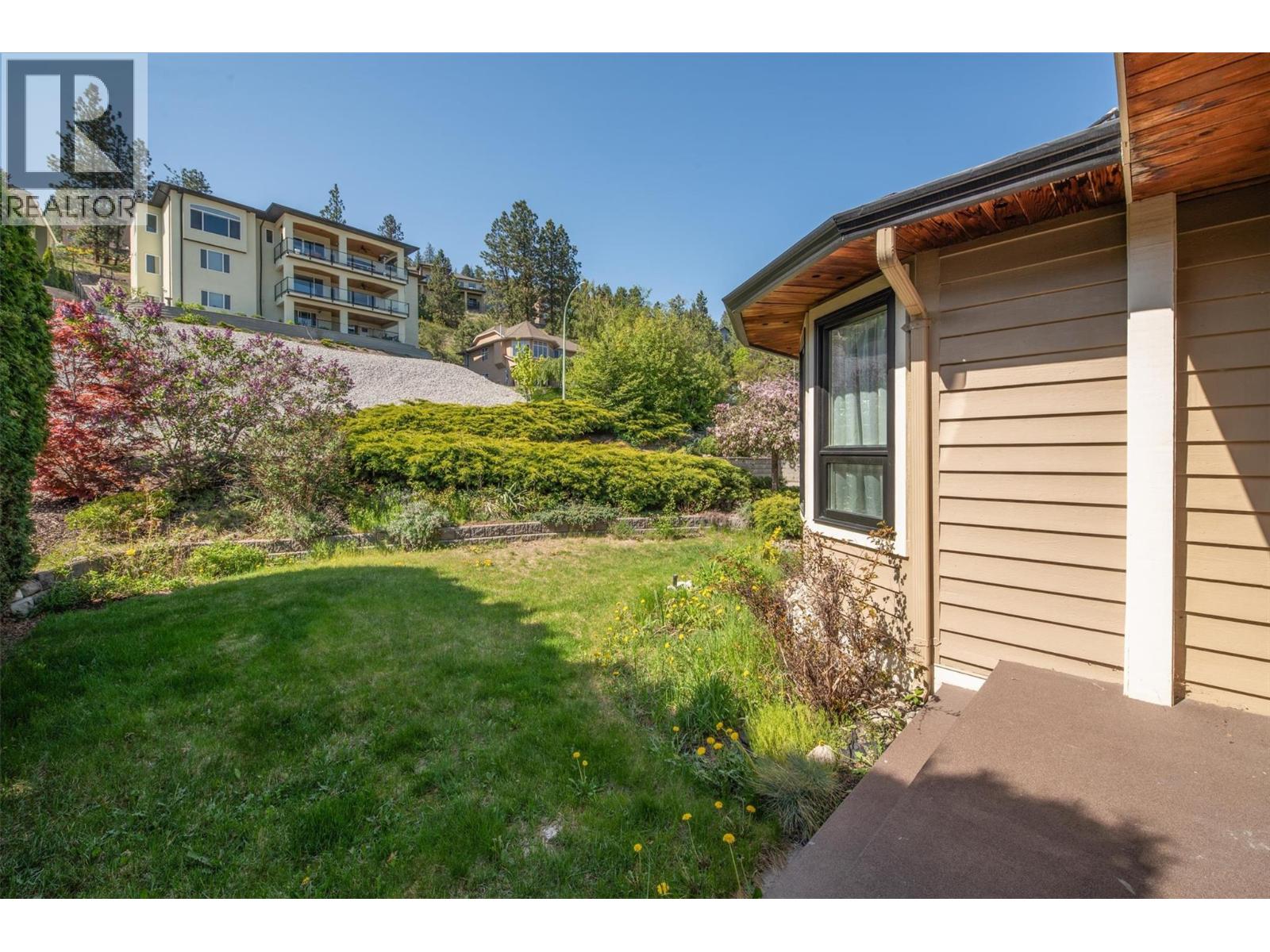 2069 Horizon Drive, West Kelowna, British Columbia  V1Z 3N4 - Photo 37 - 10376647