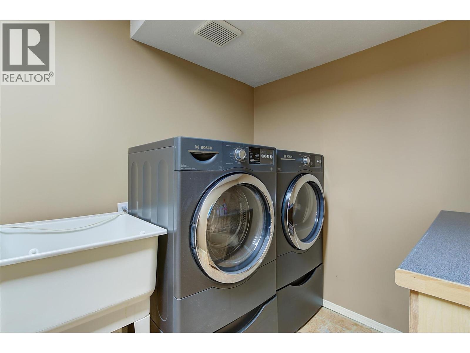 2069 Horizon Drive, West Kelowna, British Columbia  V1Z 3N4 - Photo 70 - 10376647