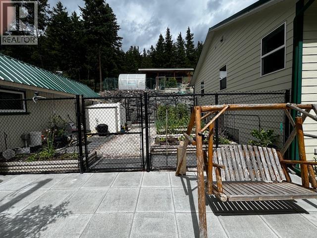 2297 Loon Lake Road, Loon Lake, British Columbia  V0K 1H0 - Photo 4 - 10376660