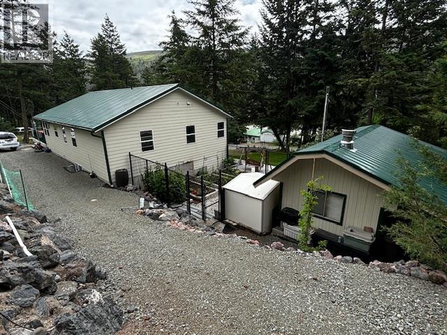 2297 Loon Lake Road, Loon Lake, British Columbia  V0K 1H0 - Photo 6 - 10376660