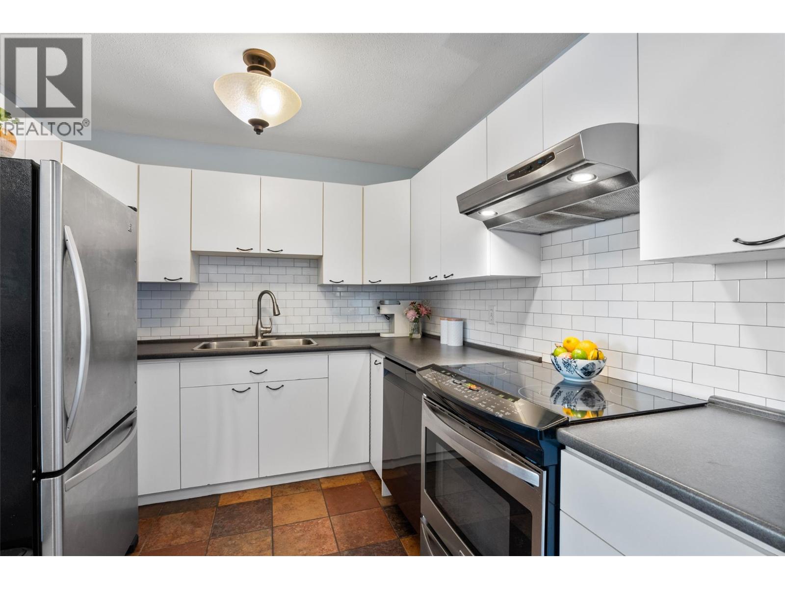 1775 Mckinley Court Unit# 23, Kamloops, British Columbia  V2E 2P2 - Photo 15 - 10374806