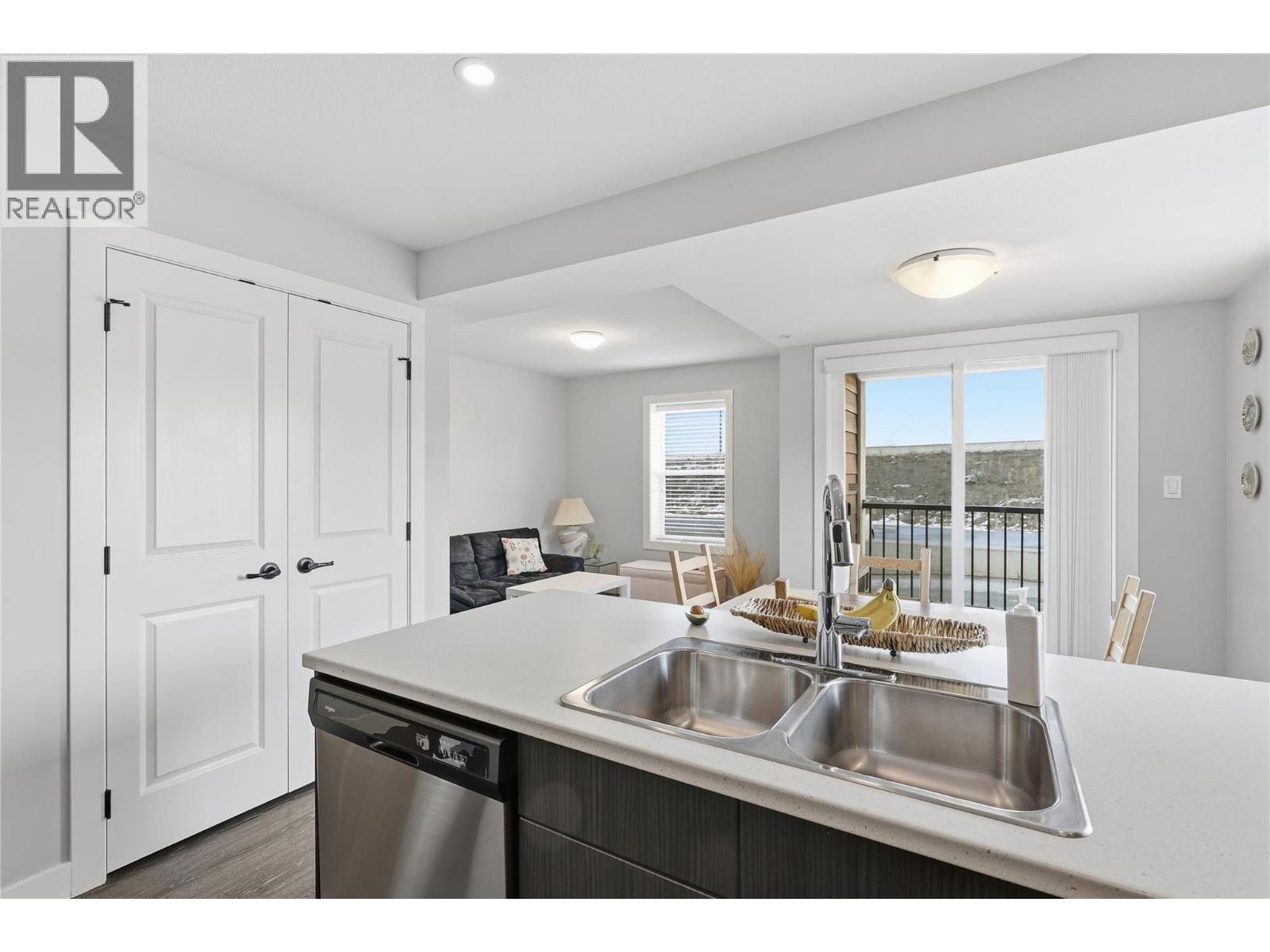 5170 Dallas Drive Unit# 118, Kamloops, British Columbia  V2C 0C7 - Photo 6 - 10376668