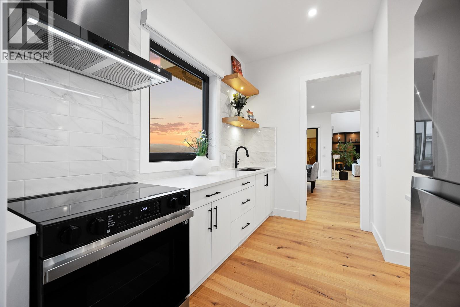 1102 Carnoustie Drive, Kelowna, British Columbia  V1P 0A3 - Photo 17 - 10376567