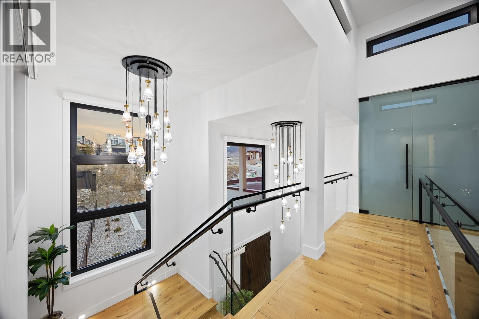 1102 Carnoustie Drive, Kelowna, British Columbia  V1P 0A3 - Photo 32 - 10376567