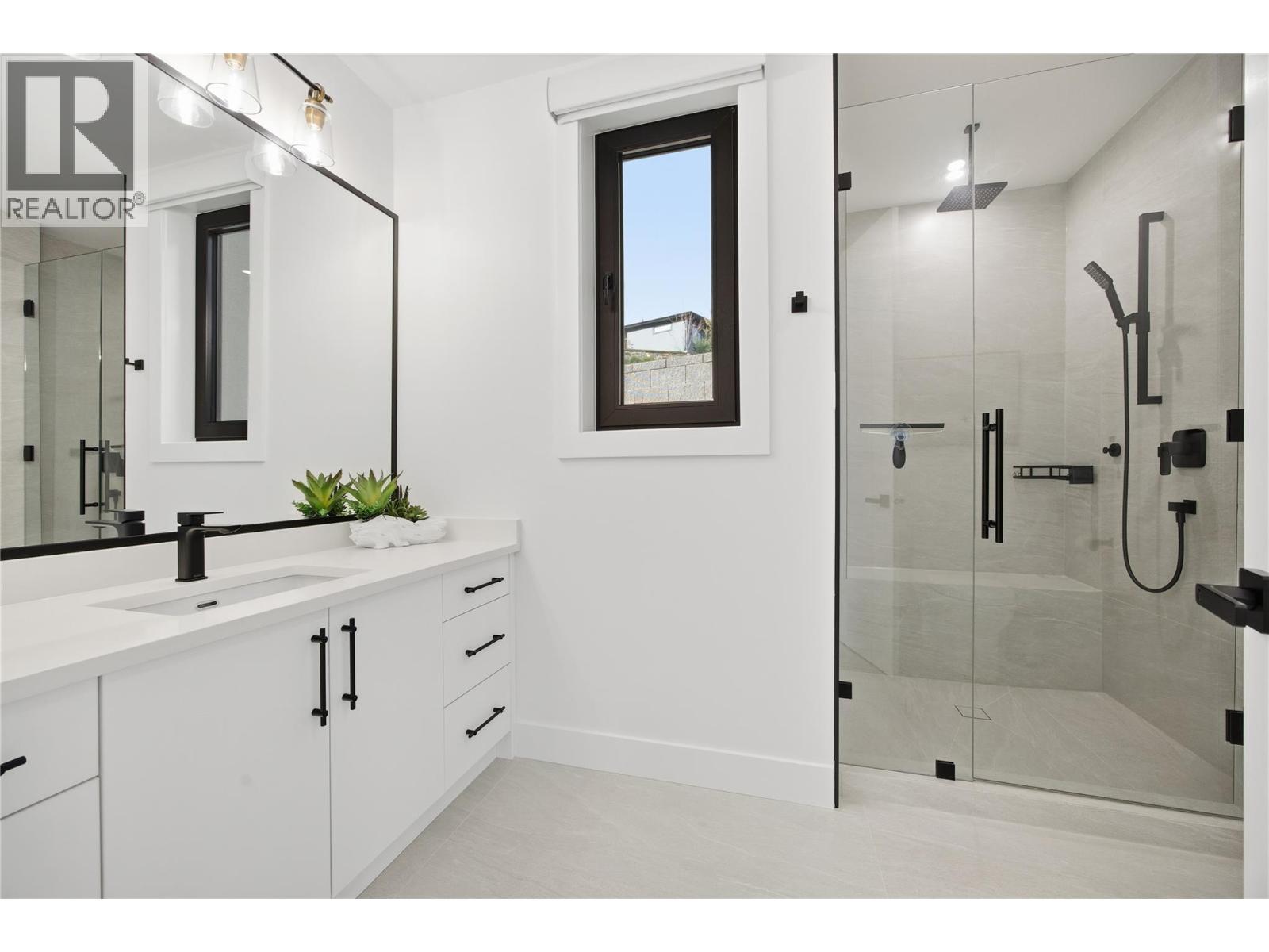 1102 Carnoustie Drive, Kelowna, British Columbia  V1P 0A3 - Photo 54 - 10376567