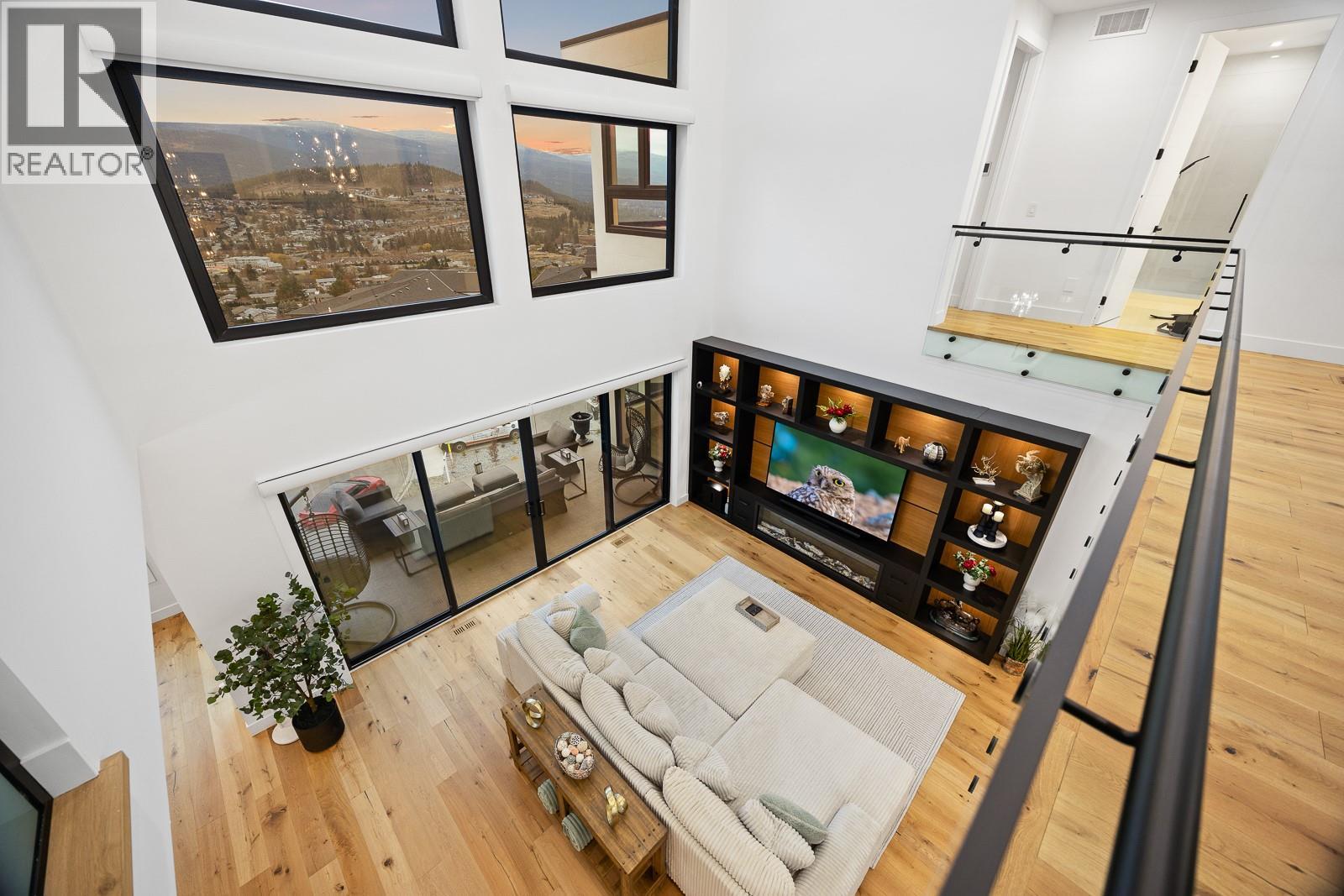 1102 Carnoustie Drive, Kelowna, British Columbia  V1P 0A3 - Photo 9 - 10376567