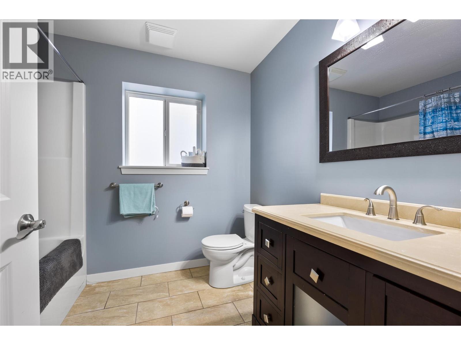 1786 Foxtail Drive, Kamloops, British Columbia  V1S 0B1 - Photo 32 - 10376439