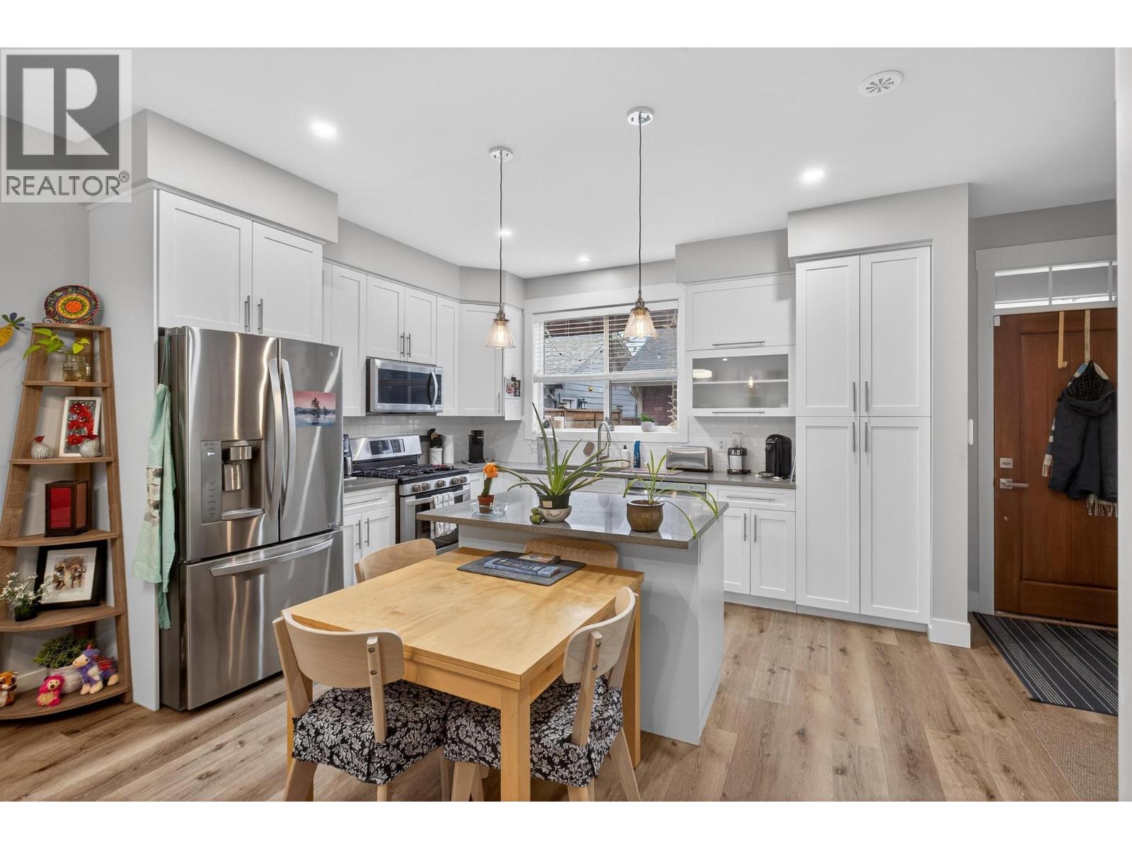 1936 Ethel Street, Kelowna, British Columbia  V1Y 2Z5 - Photo 4 - 10375737