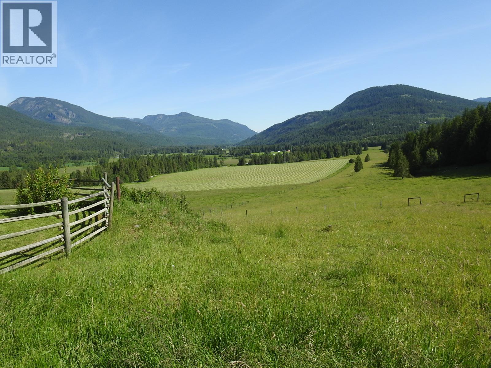 43 Sigalet Road, lumby, British Columbia