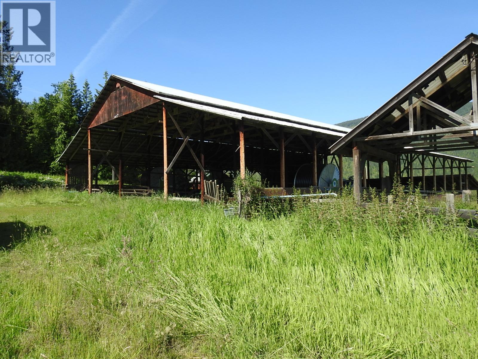 43 Sigalet Road, Lumby, British Columbia  V0E 2G6 - Photo 17 - 10376662
