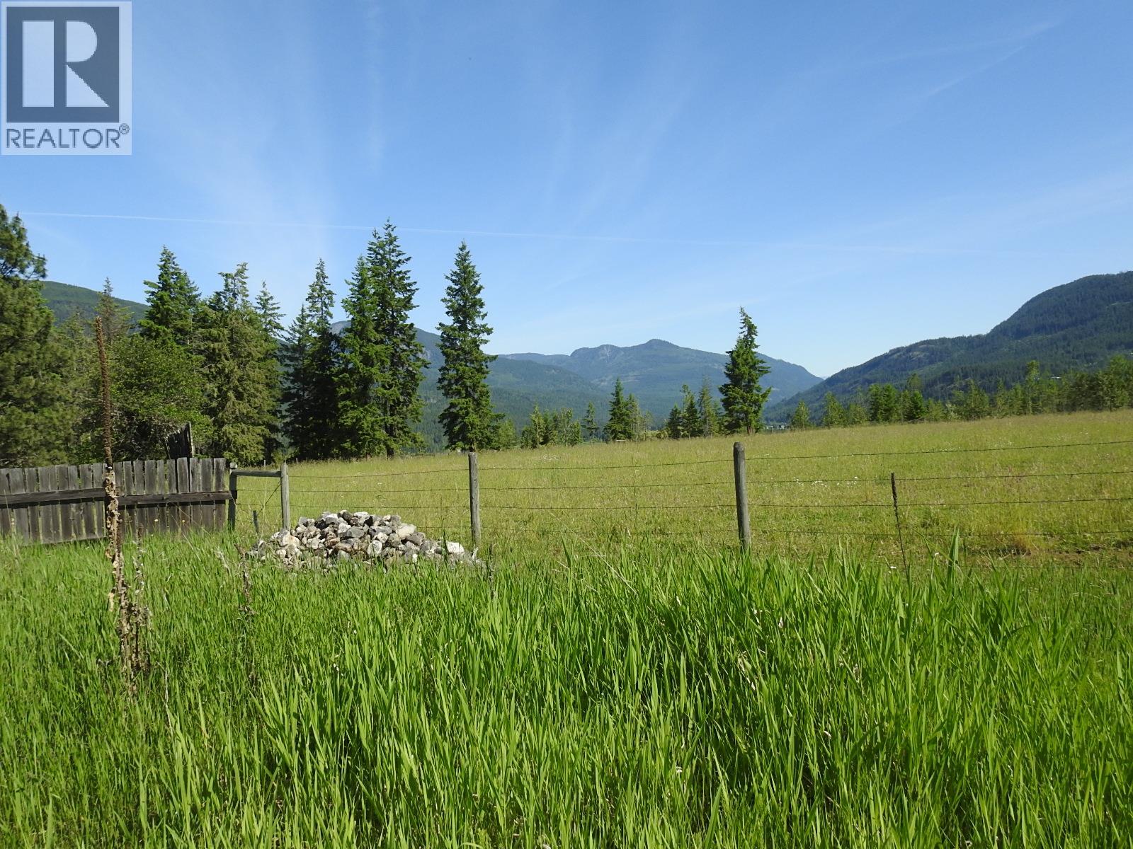 43 Sigalet Road, Lumby, British Columbia  V0E 2G6 - Photo 38 - 10376662