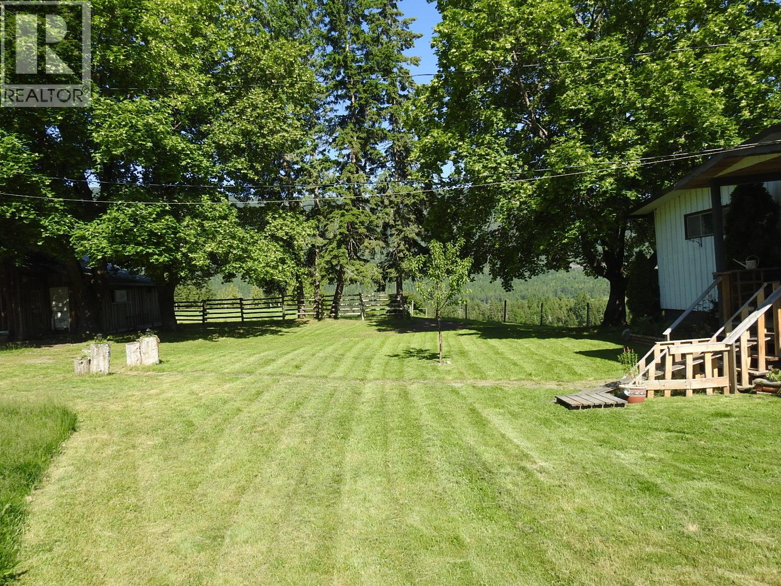 43 Sigalet Road, Lumby, British Columbia  V0E 2G6 - Photo 8 - 10376662