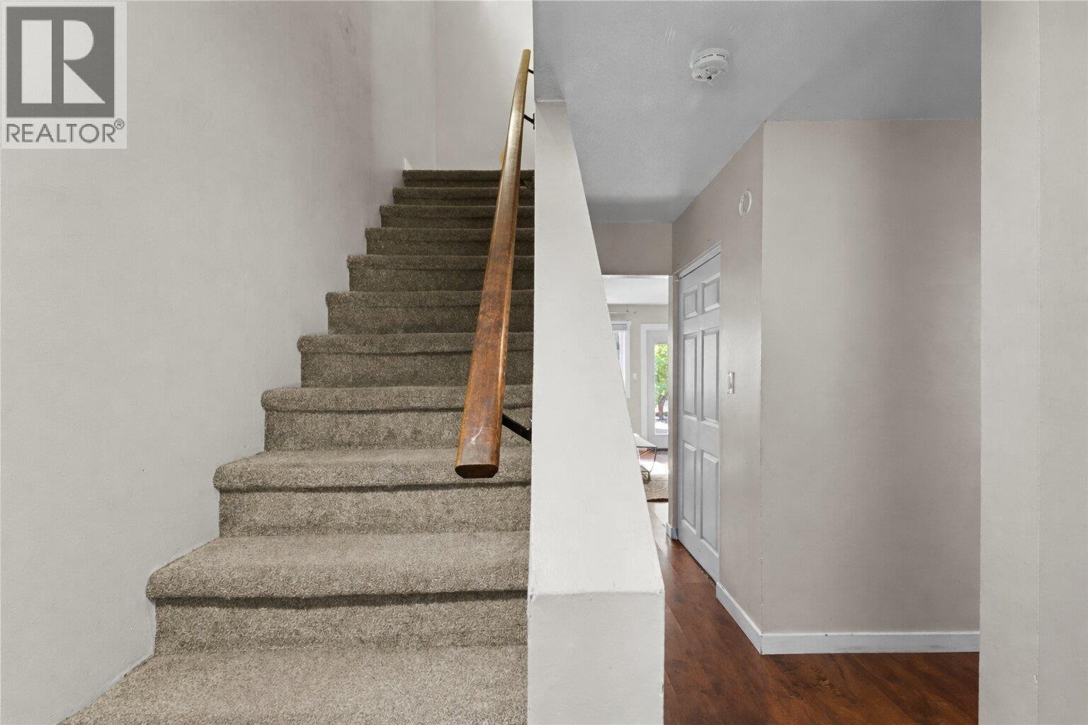 700 Collingwood Drive Unit# 4, Kamloops, British Columbia  V2B 6B9 - Photo 9 - 10376491