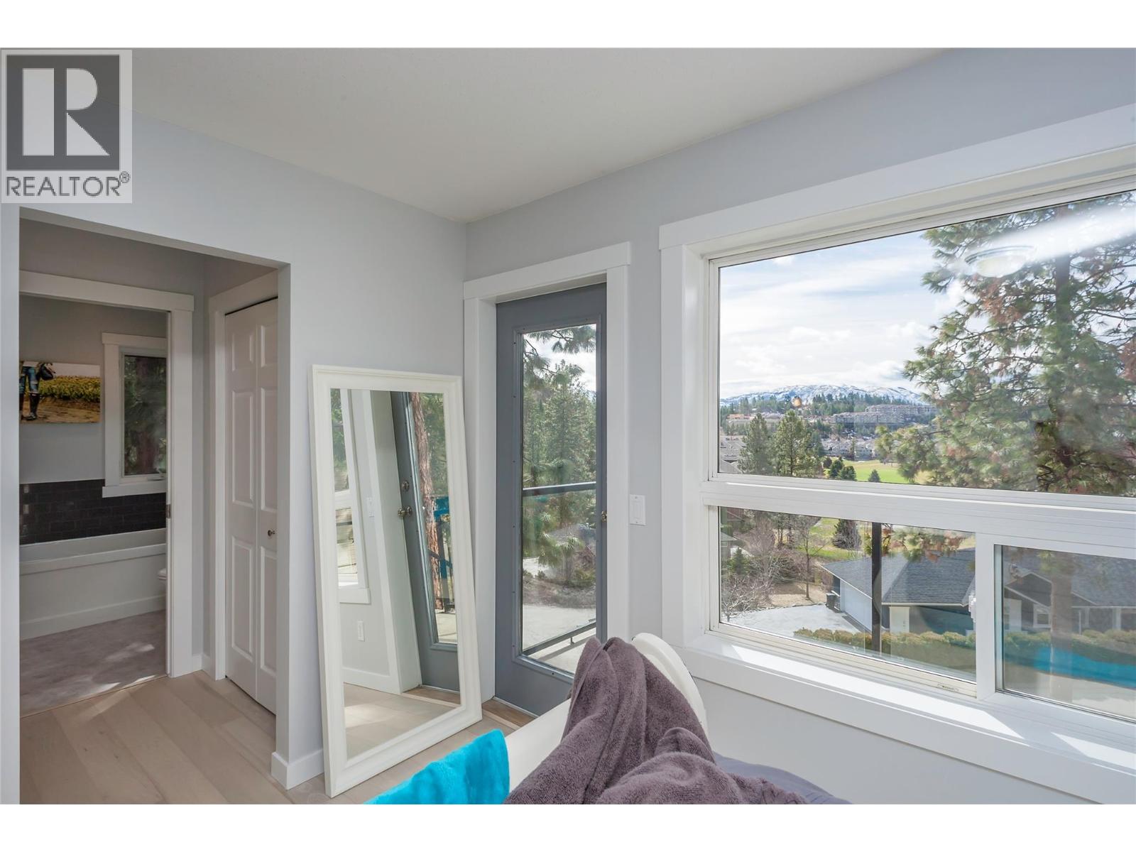 2170 Golf Course Drive, West Kelowna, British Columbia  V1Y 4T9 - Photo 17 - 10376083