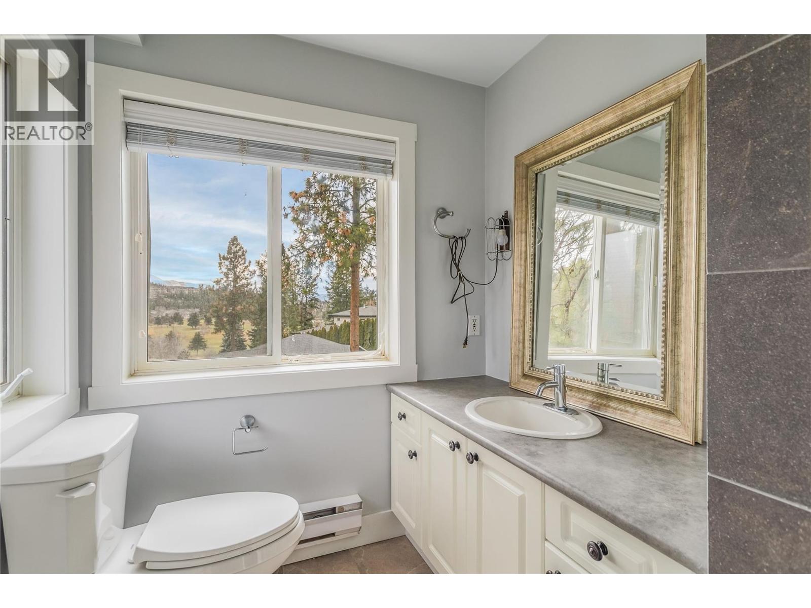 2170 Golf Course Drive, West Kelowna, British Columbia  V1Y 4T9 - Photo 32 - 10376083