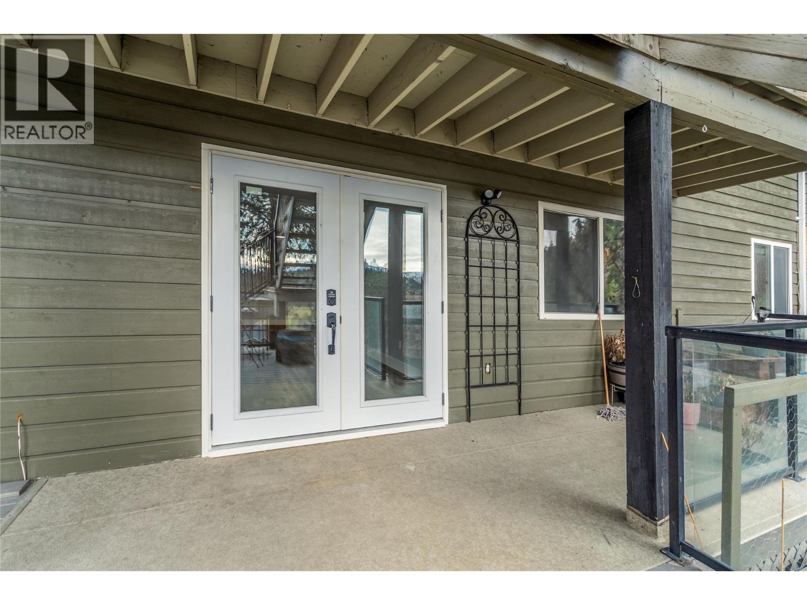 2170 Golf Course Drive, West Kelowna, British Columbia  V1Y 4T9 - Photo 33 - 10376083