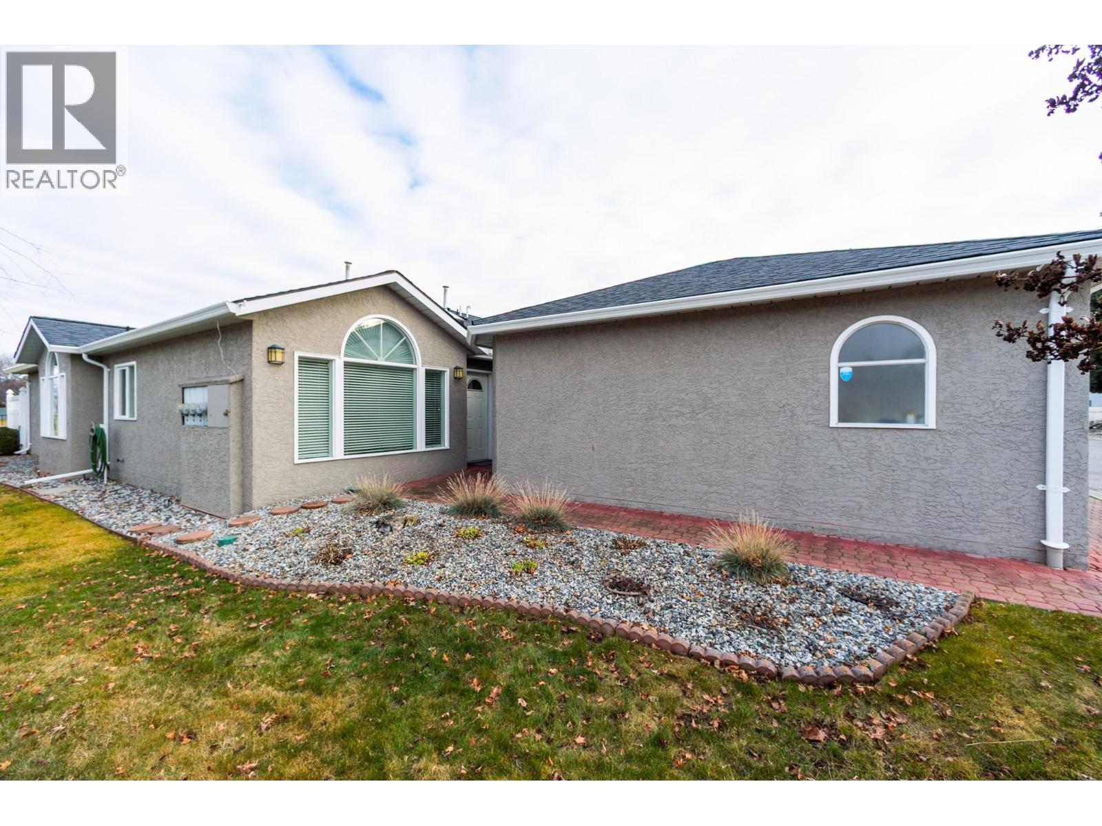 1020 Lanfranco Road Unit# 4, Kelowna, British Columbia  V1W 3W6 - Photo 3 - 10376624