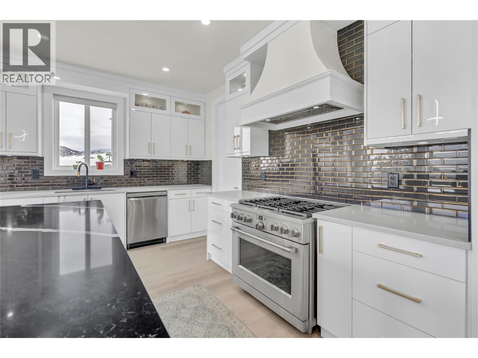 2719 Hawthorn Drive, Penticton, British Columbia  V2A 9A9 - Photo 15 - 10375681