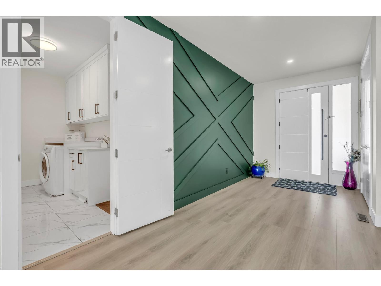 2719 Hawthorn Drive, Penticton, British Columbia  V2A 9A9 - Photo 46 - 10375681