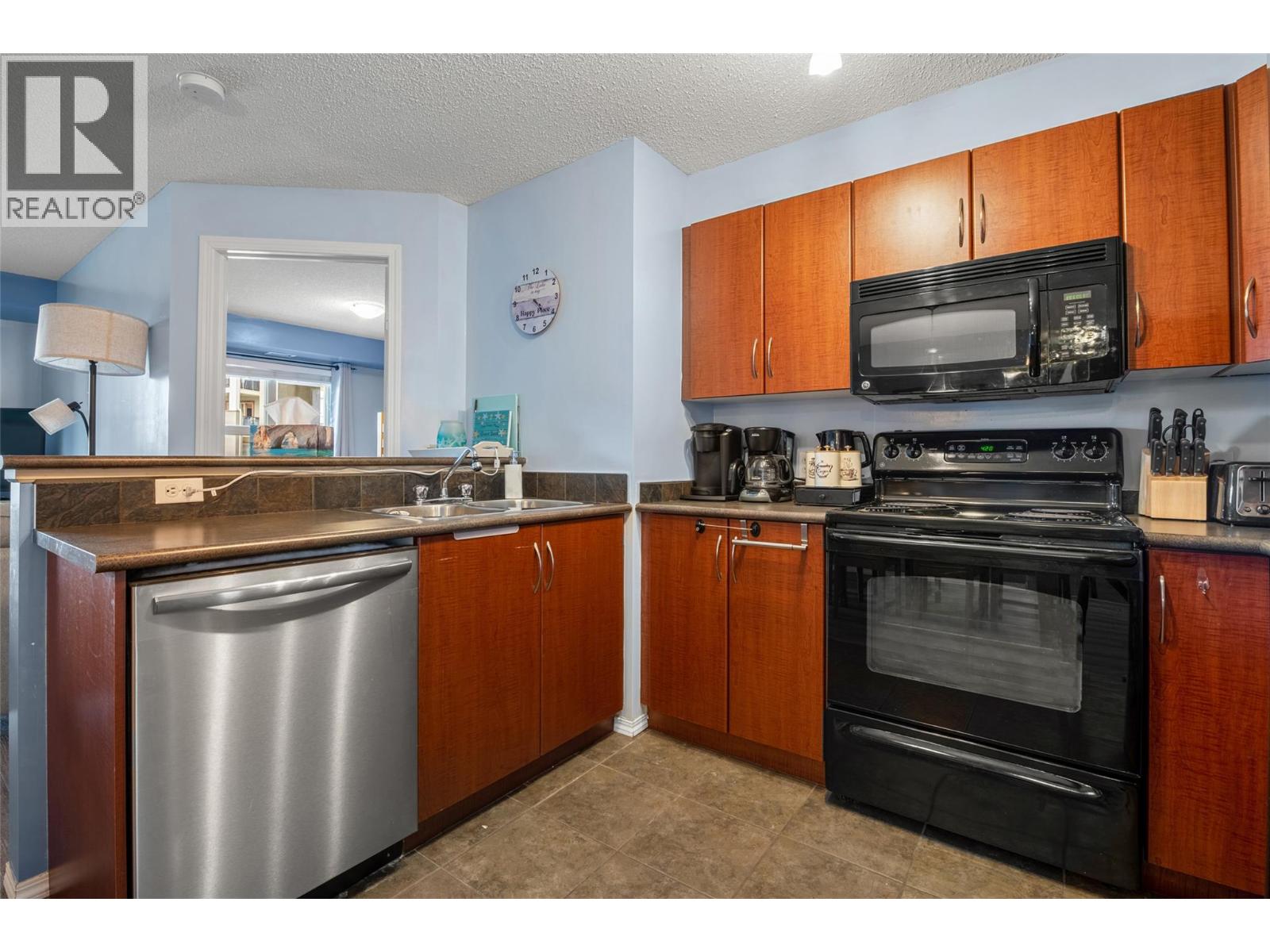 205 Third Avenue Unit# 1201, Invermere, British Columbia  V0A 1K0 - Photo 1 - 10376655