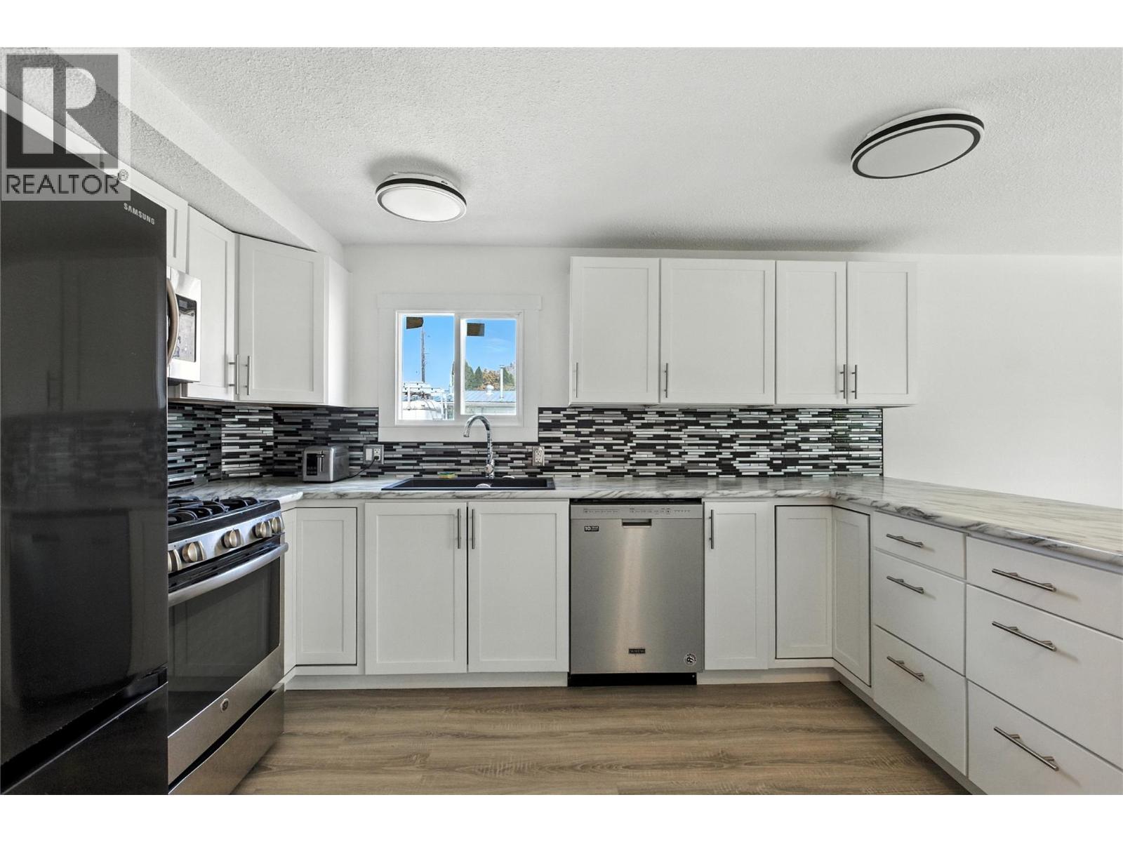 771 Athabasca Street Unit# 23, Kamloops, British Columbia  V2H 1C8 - Photo 9 - 10376623