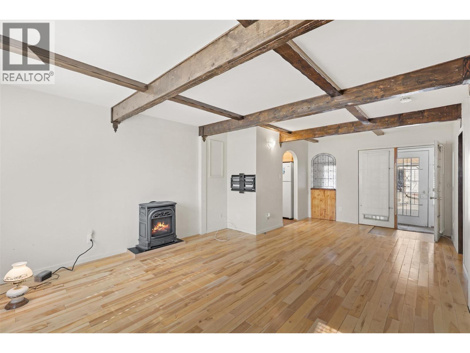 376 Alexander Avenue, Kamloops, British Columbia  V2B 3R3 - Photo 2 - 10376611