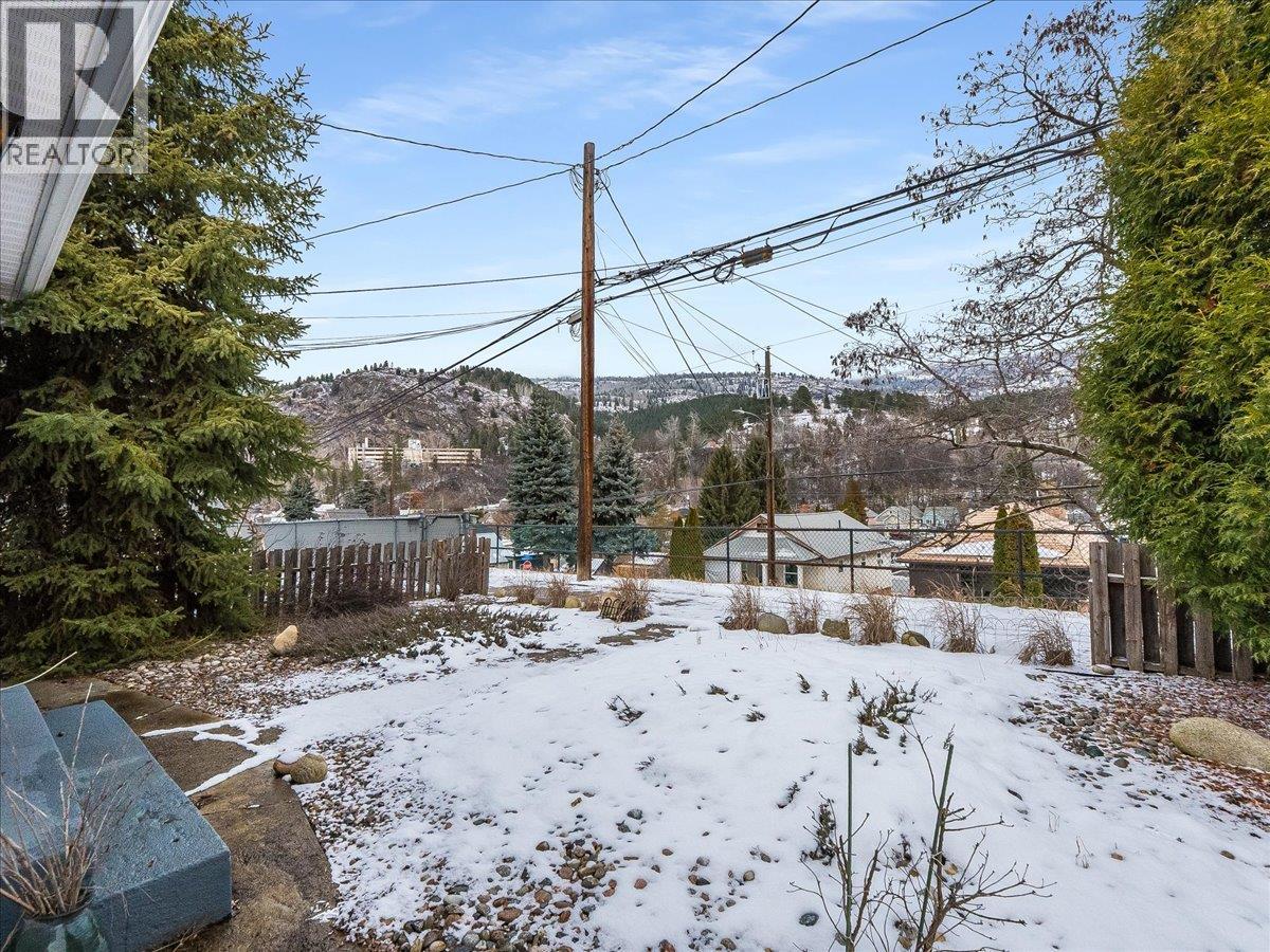 1522 Third Avenue, Trail, British Columbia  V1R 1P7 - Photo 24 - 10376498