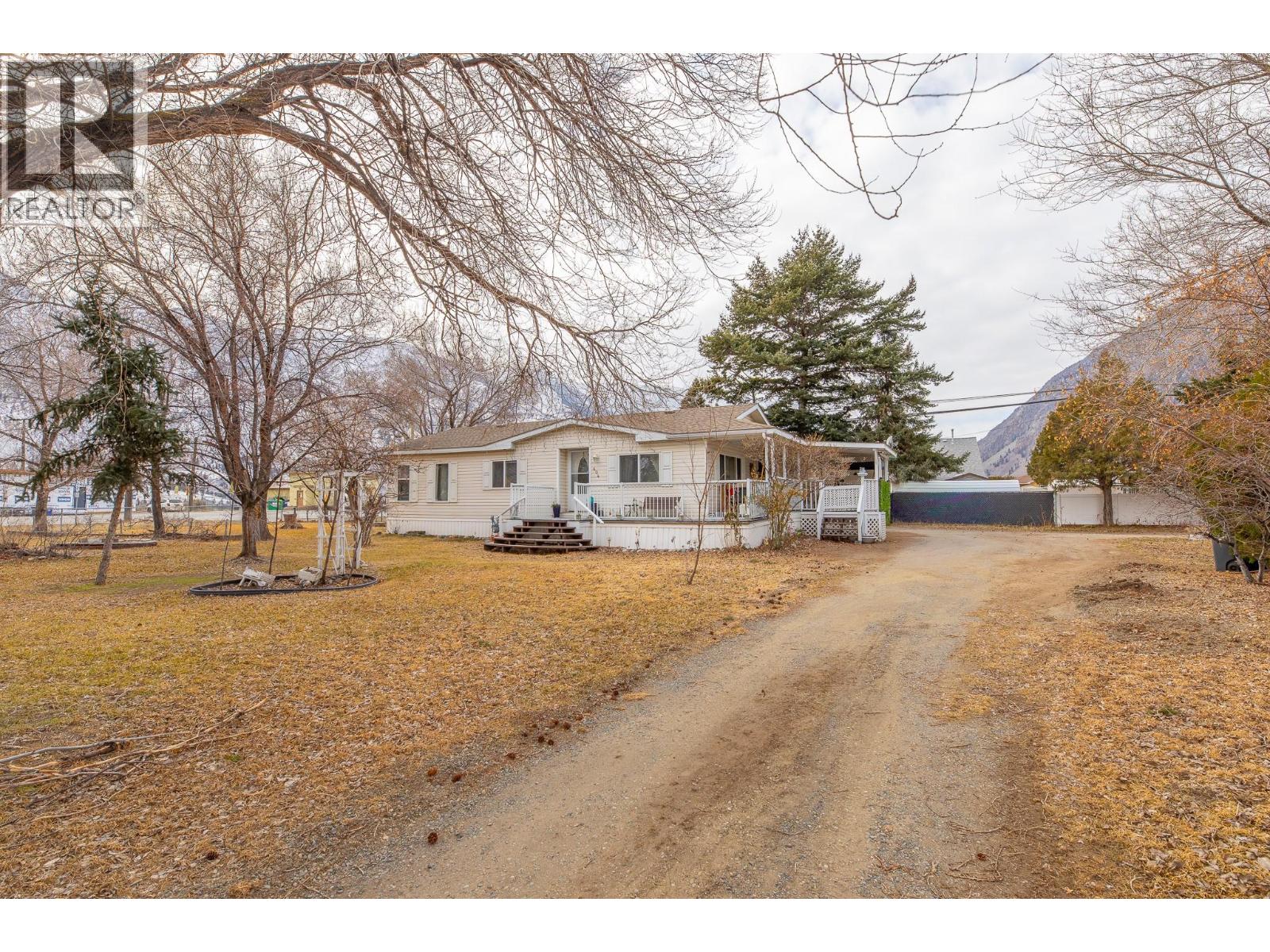 604 Schneider Road, Keremeos, British Columbia  V0X 1N5 - Photo 1 - 10376070