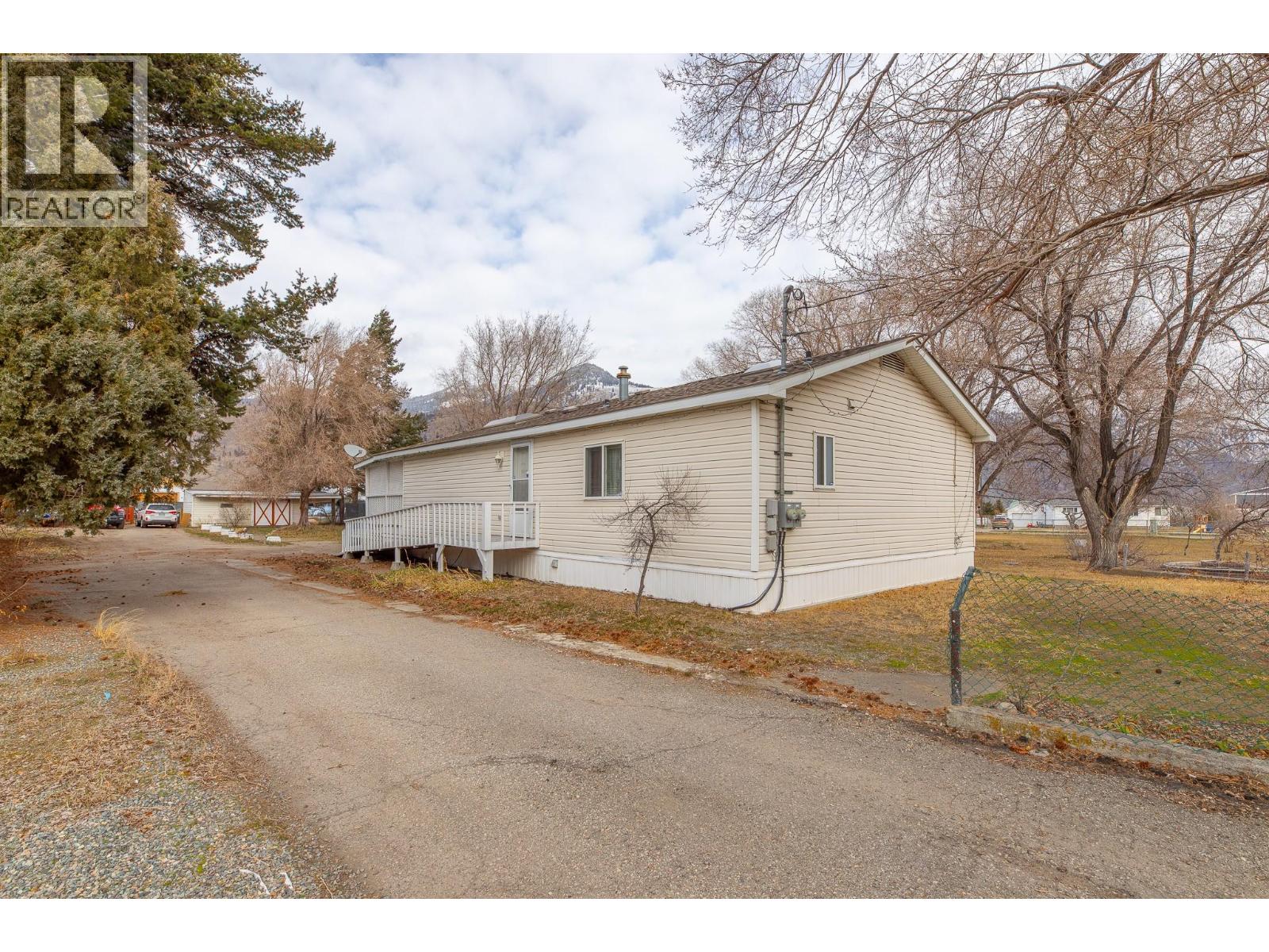 604 Schneider Road, Keremeos, British Columbia  V0X 1N5 - Photo 54 - 10376070