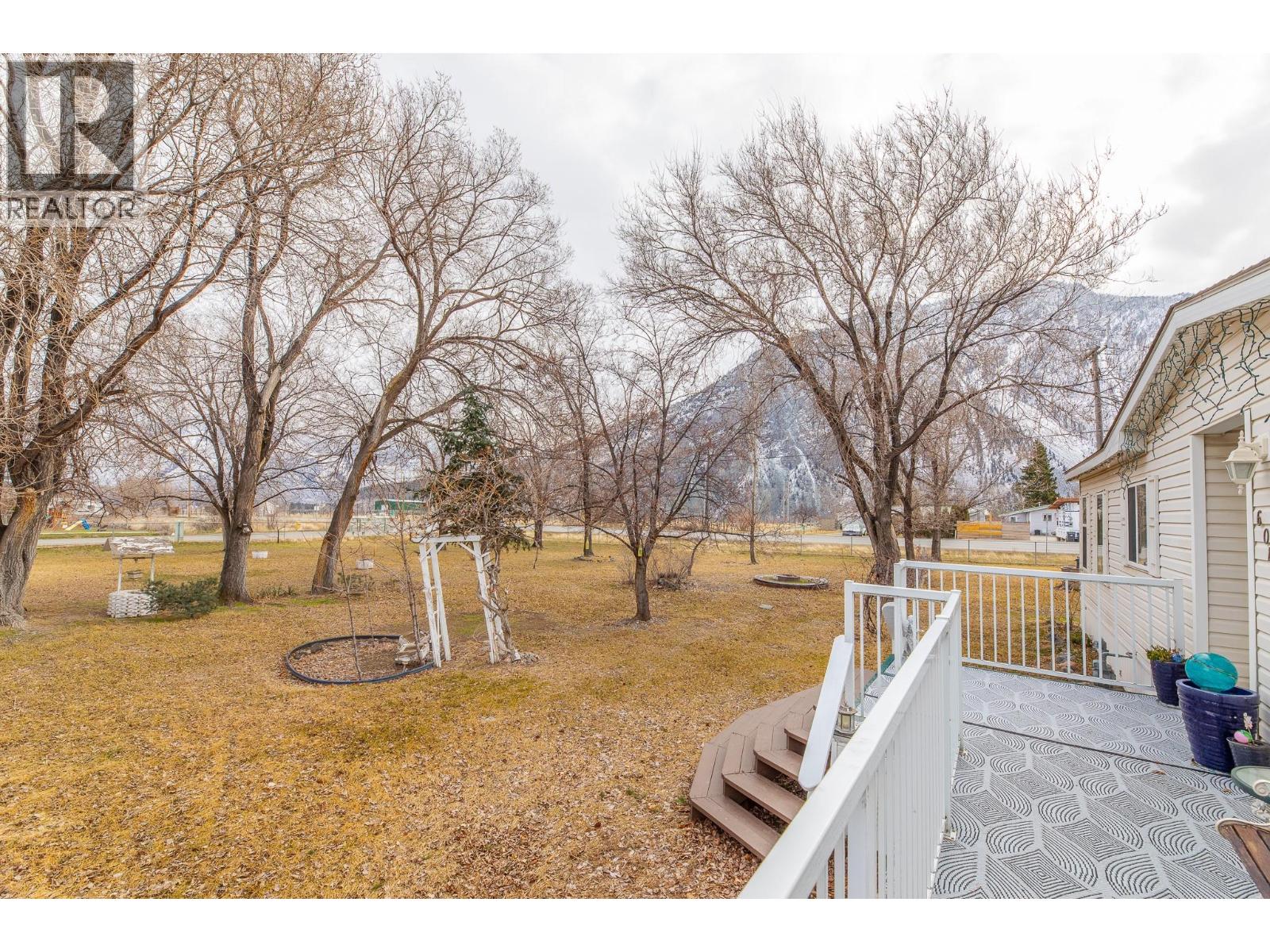 604 Schneider Road, Keremeos, British Columbia  V0X 1N5 - Photo 7 - 10376070