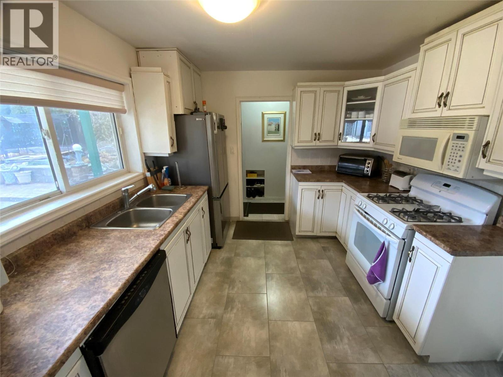 7805 Giants Head Road, Summerland, British Columbia  V0H 1Z0 - Photo 17 - 10376700