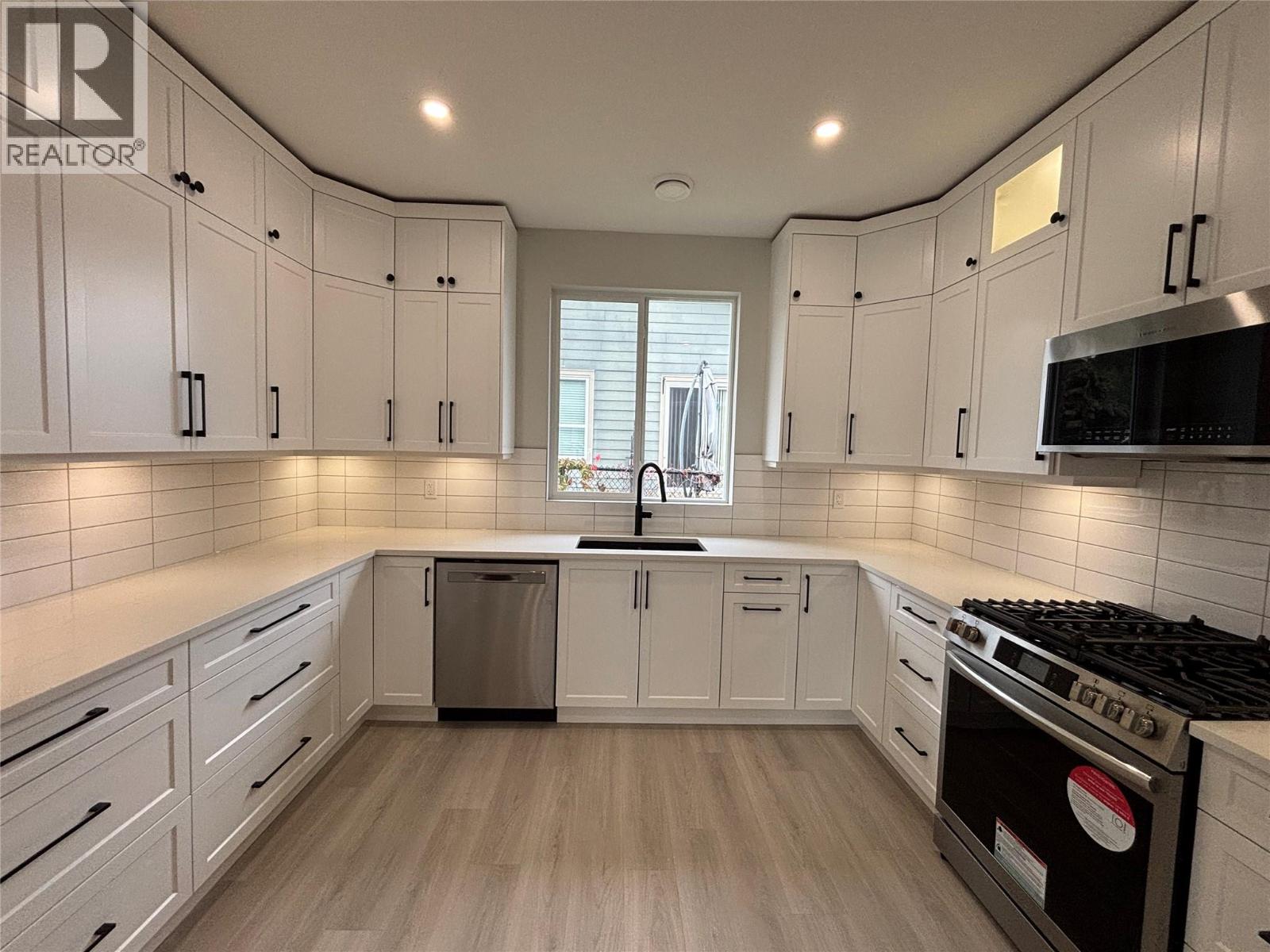 574 Meadowlark Avenue, Vernon, British Columbia  V1H 2A1 - Photo 17 - 10376288