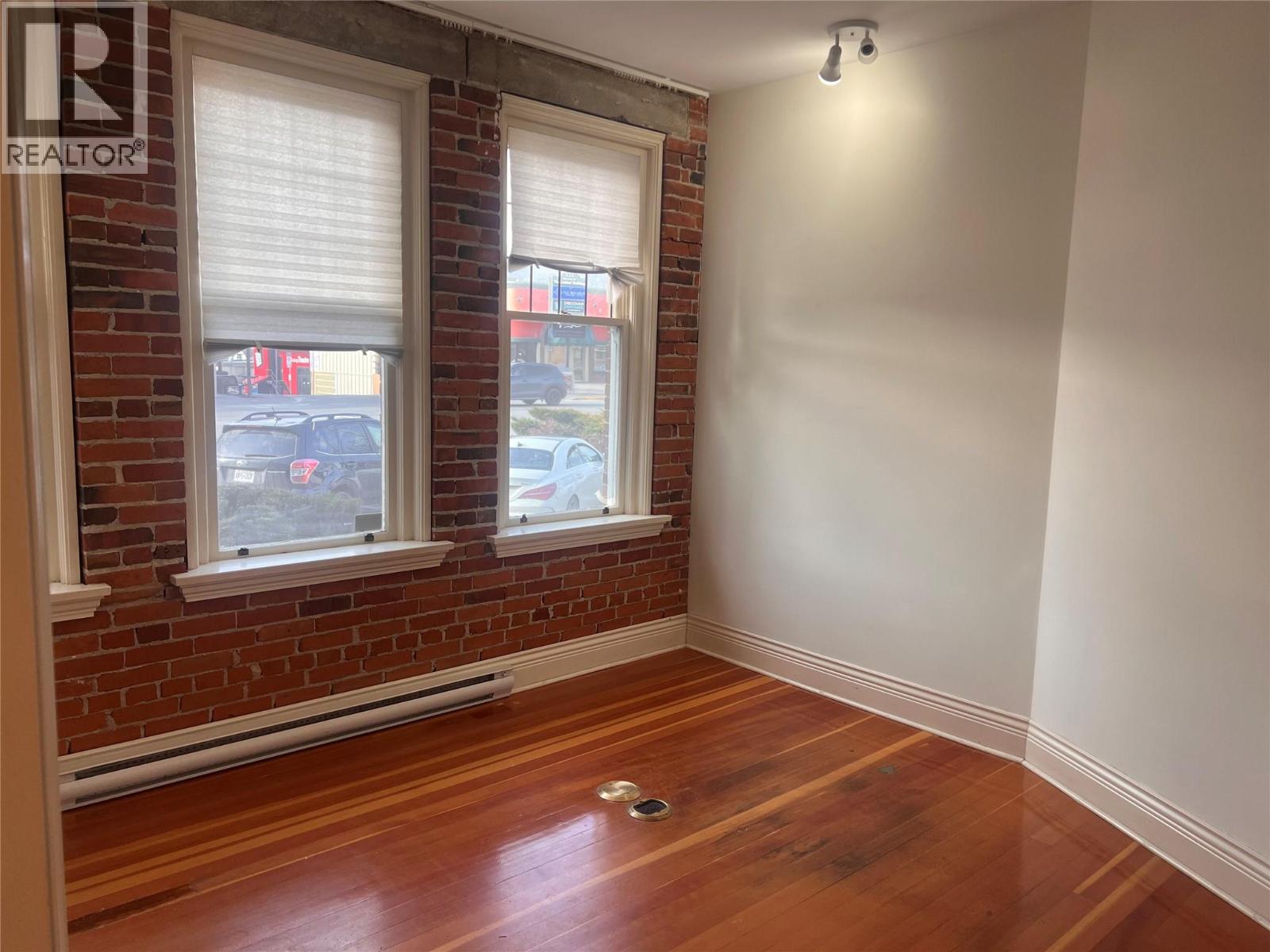 20 Hudson Avenue Unit# 101, Salmon Arm, British Columbia  V1E 4H8 - Photo 2 - 10376736