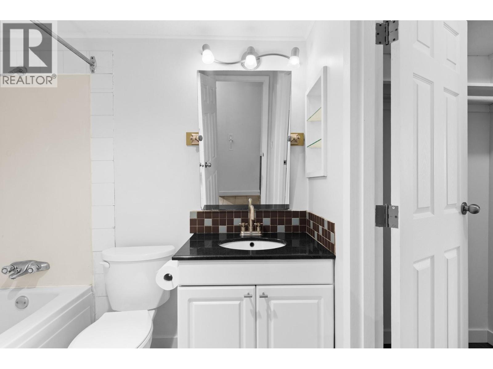 445 All Star Court Unit# 112, Kelowna, British Columbia  V1X 5N7 - Photo 23 - 10376632