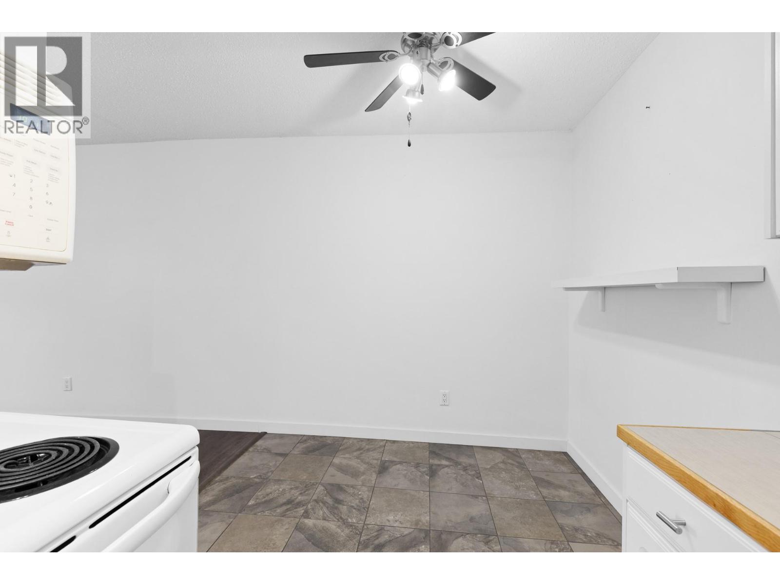 445 All Star Court Unit# 112, Kelowna, British Columbia  V1X 5N7 - Photo 8 - 10376632